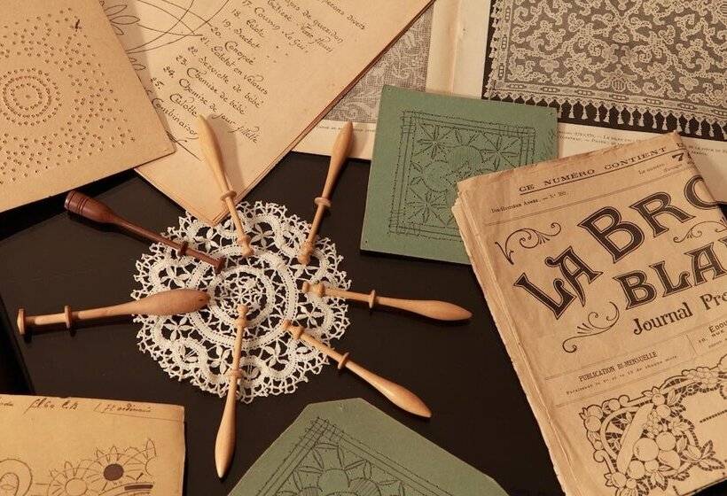 ホテル Logis Le Luth