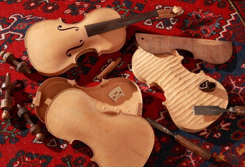 ホテル Logis Le Luth