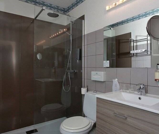 ホテル Logis Le Luth