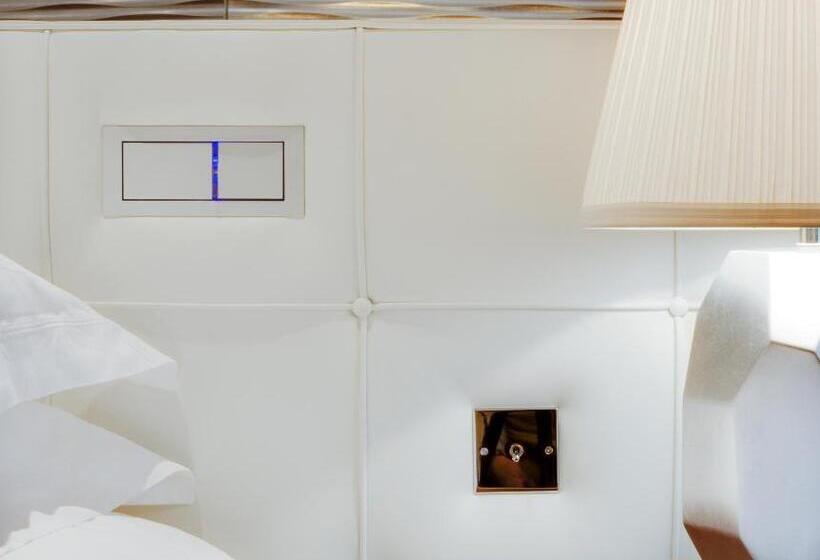 Отель Maison Pic