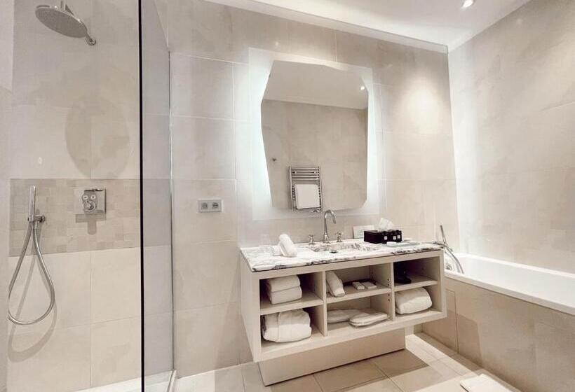 Отель Maison Pic