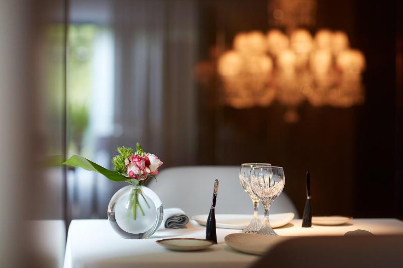 Отель Maison Pic