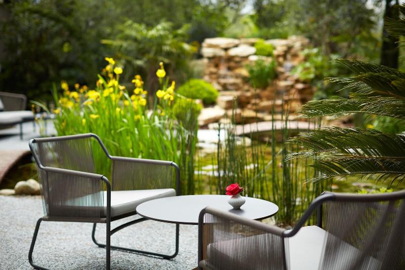 Отель Maison Pic