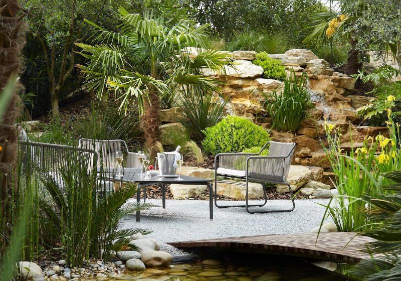 Отель Maison Pic