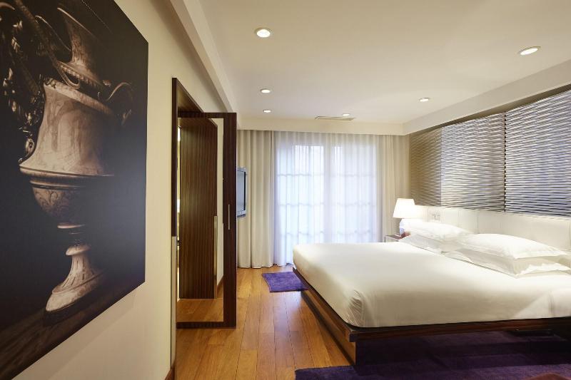 Отель Maison Pic