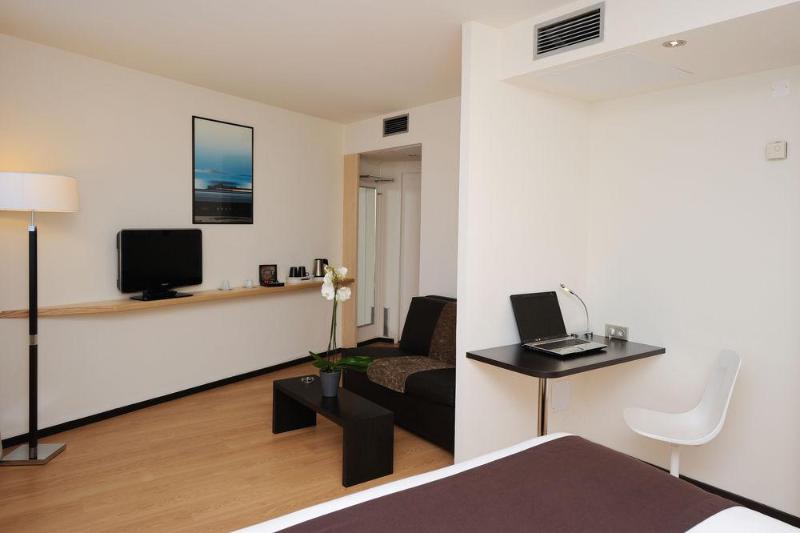 ホテル Mercure Ajaccio