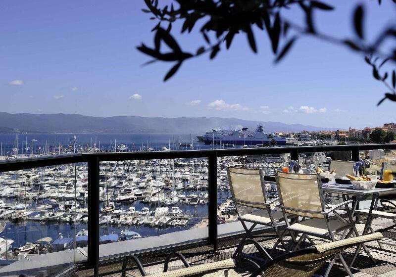 ホテル Mercure Ajaccio