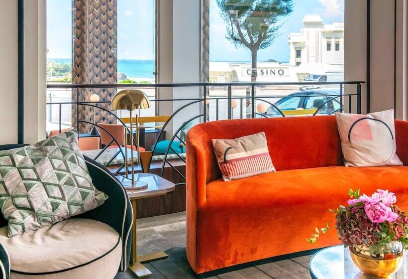 هتل Plaza Biarritz Plage   Handwritten Collection