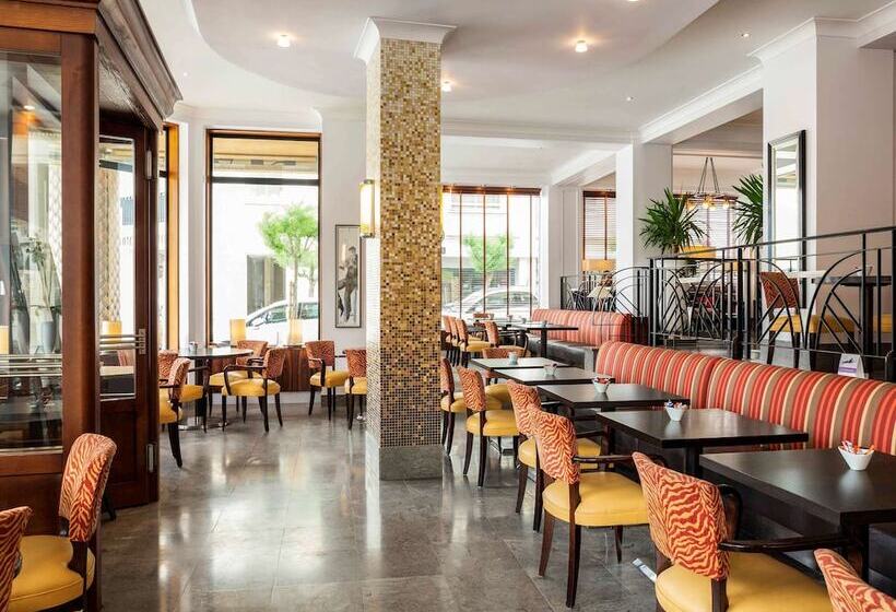 ホテル Plaza Biarritz Plage   Handwritten Collection