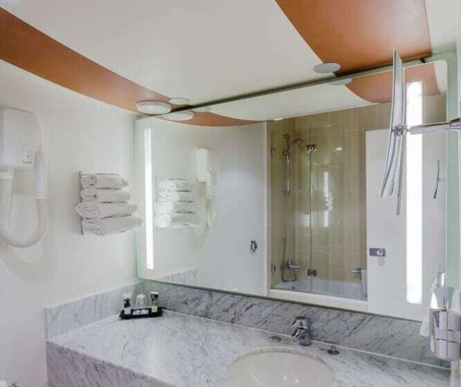 هتل Mercure Orleans Centre Bords De Loire