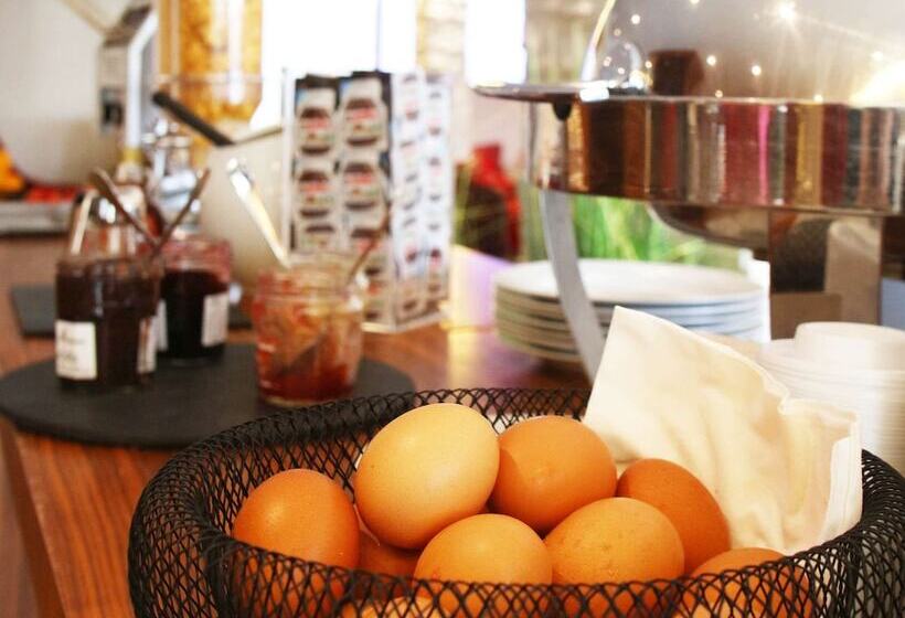 هتل Mercure Orleans Centre Bords De Loire