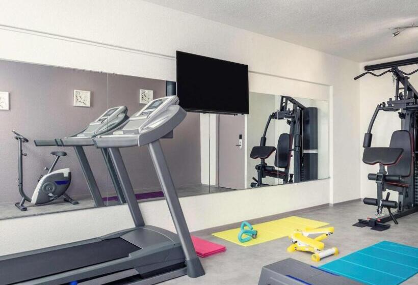 فندق Mercure Paris Le Bourget Aeroport