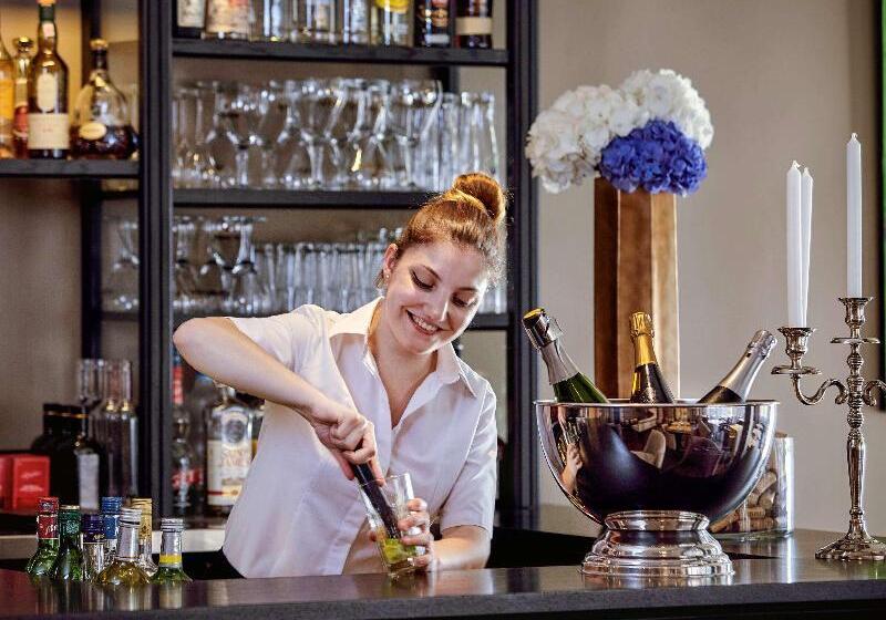 בית מלון כפרי Mercure Paris Saint Cloud Hippodrome