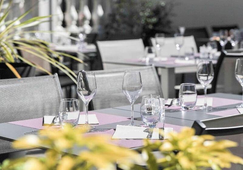 בית מלון כפרי Mercure Paris Saint Cloud Hippodrome