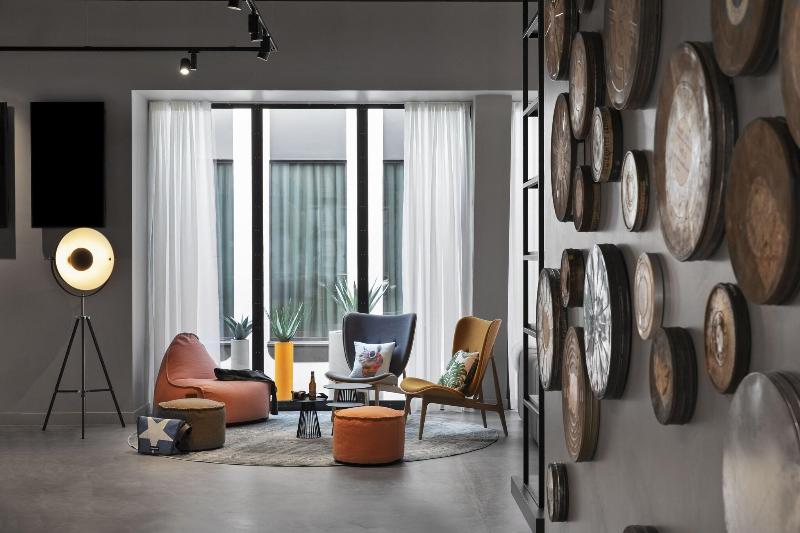 酒店 Moxy Lyon Airport