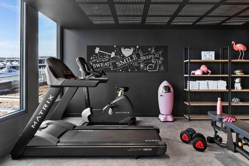 酒店 Moxy Lyon Airport