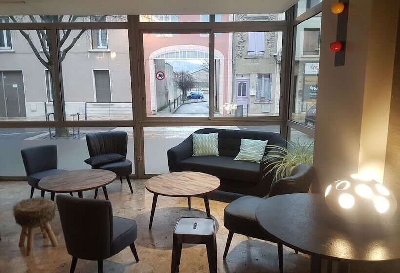 בית מלון כפרי Nestor