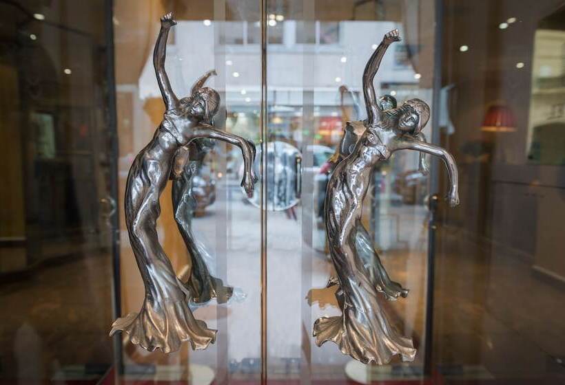 فندق Neuilly Park