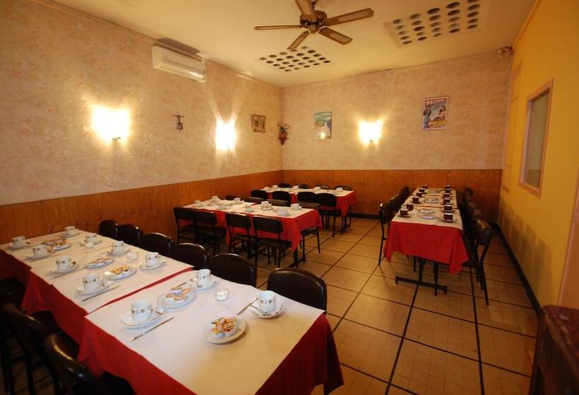 فندق Notre Dame Auxiliatrice