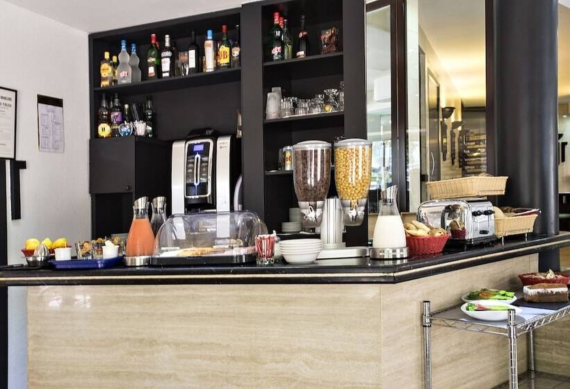 Отель Occitania Centre Toulouse Matabiau