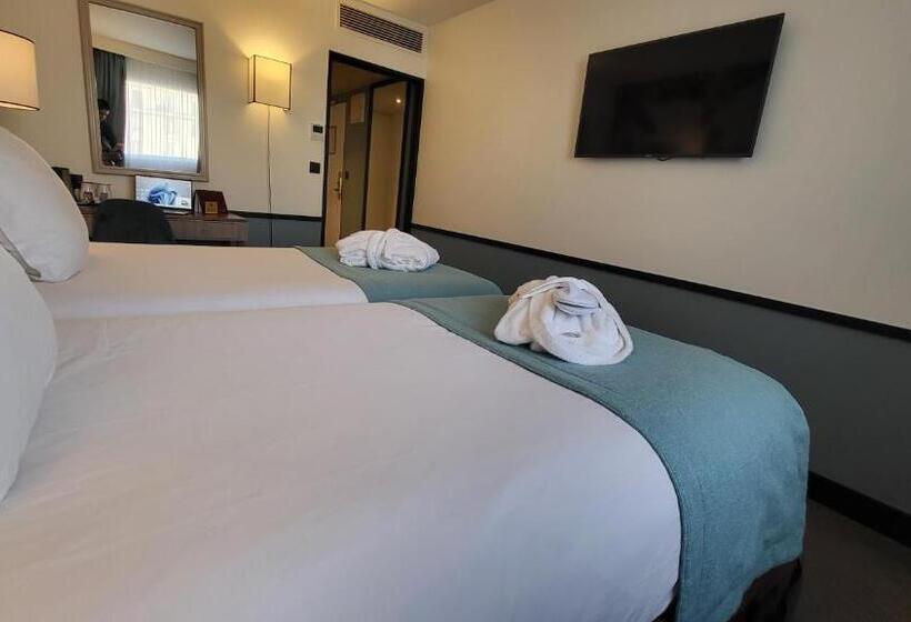 호텔 Paris Neuilly