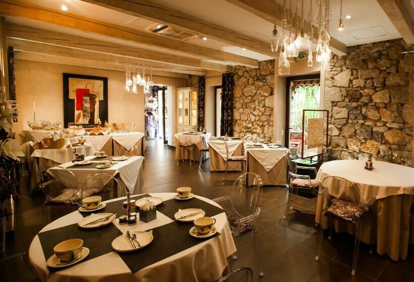 Отель Hôtel Paris Rome