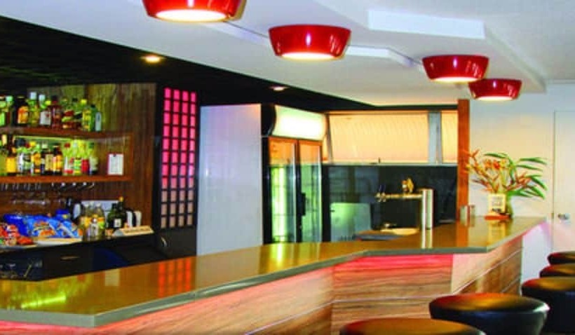 هتل Peninsula International