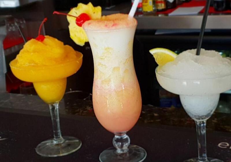 هتل Peninsula International