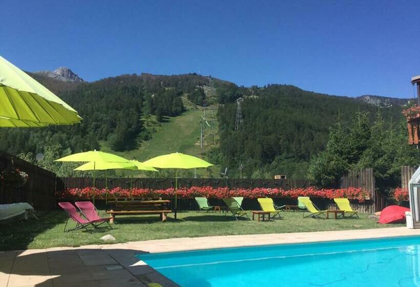 בית מלון כפרי Hôtel Plein Sud Et Piscine