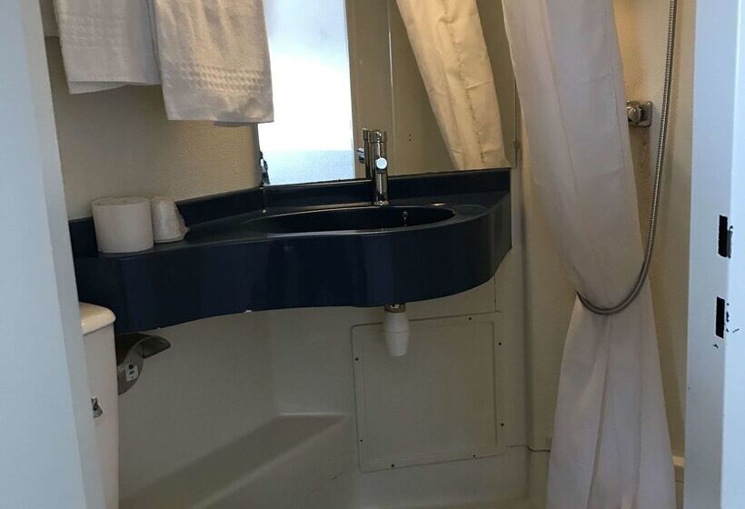 هتل Premiere Classe Reims Ouest  Tinqueux