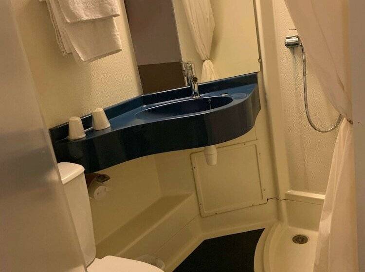 هتل Premiere Classe Reims Ouest  Tinqueux