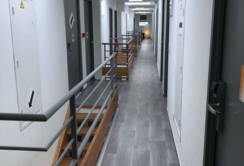 Отель Premiere Classe Rennes Sud Est