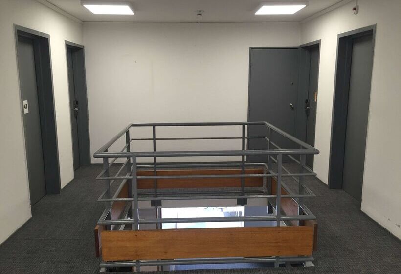 Отель Premiere Classe Rennes Sud Est