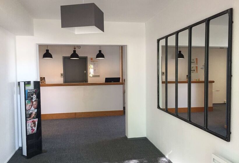 Отель Premiere Classe Rennes Sud Est