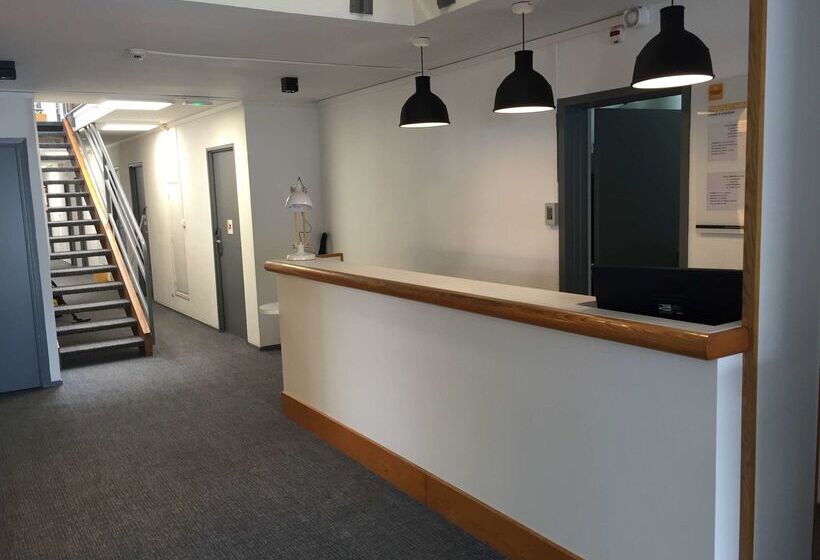 Отель Premiere Classe Rennes Sud Est