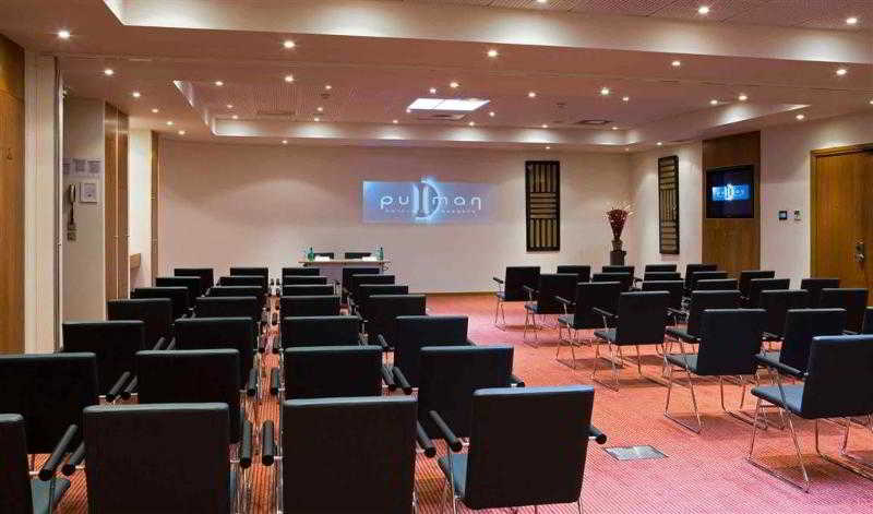 호텔 Pullman Toulouse Airport