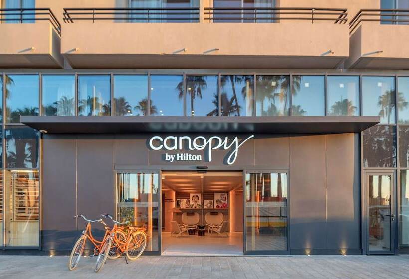 ホテル Canopy By Hilton Cannes
