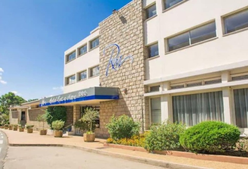 Отель Roc E Mare