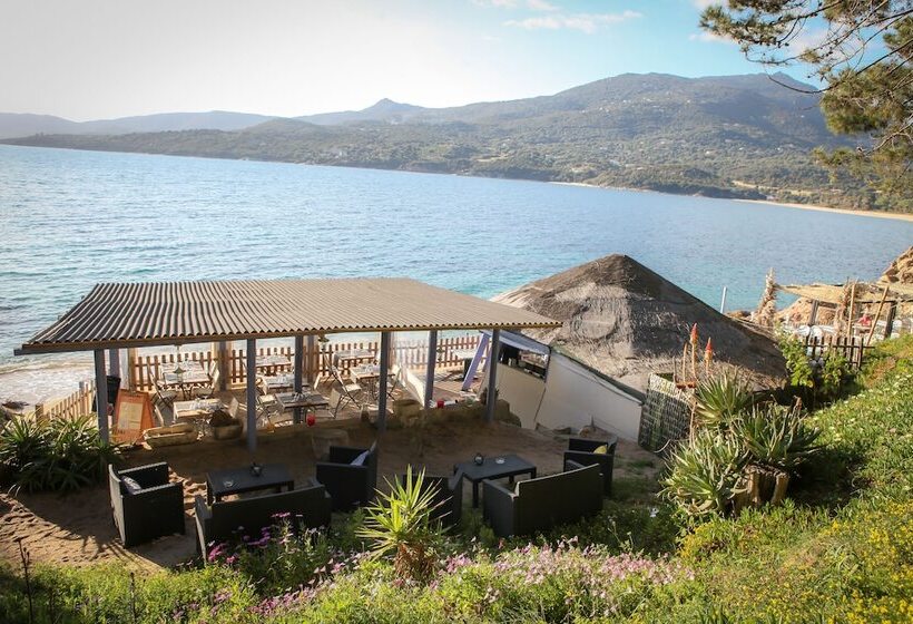 Отель Roc E Mare