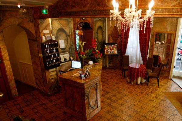 هتل Royal Hôtel Angers