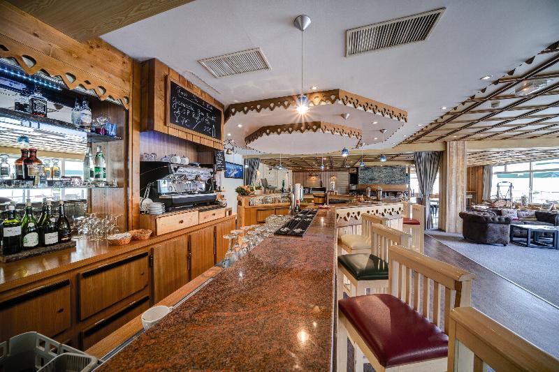 酒店 Royal Ours Blanc Boutique Hôtel & Spa