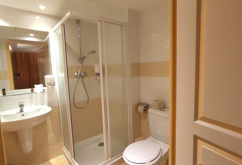 Отель Résidence Share Inn