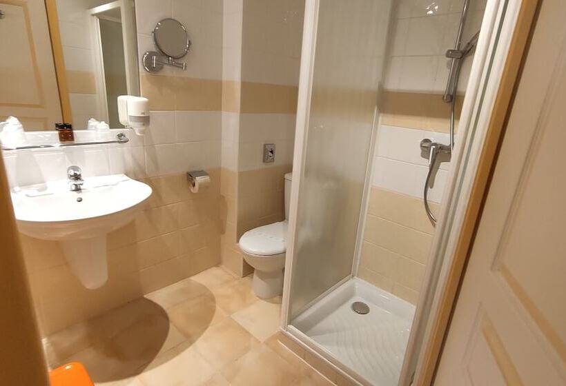 Отель Résidence Share Inn