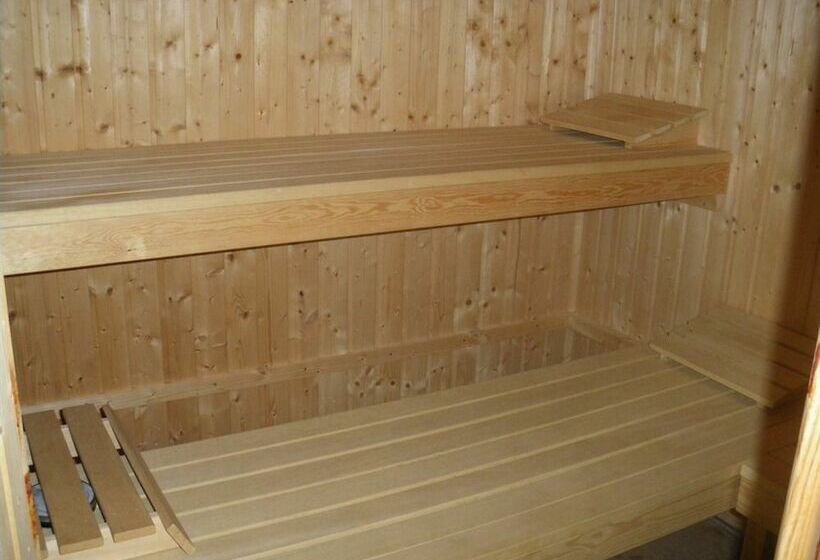 Отель Hôtel Saint Clair