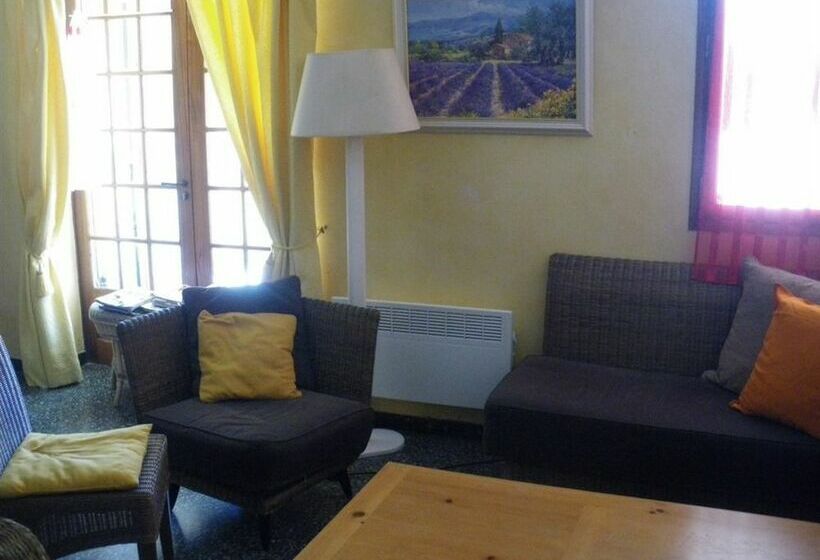 Отель Hôtel Saint Clair