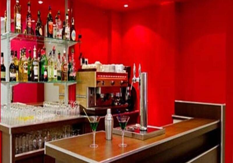 هتل Saint Etienne