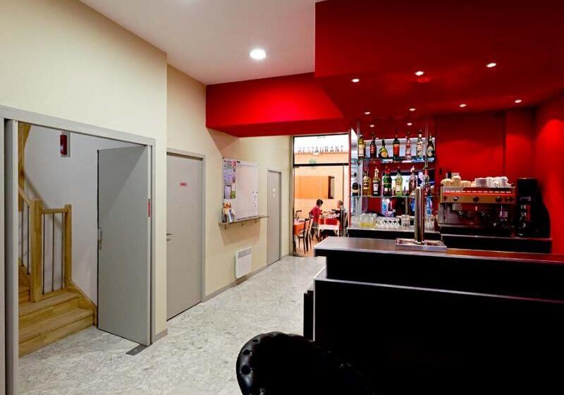 هتل Saint Etienne