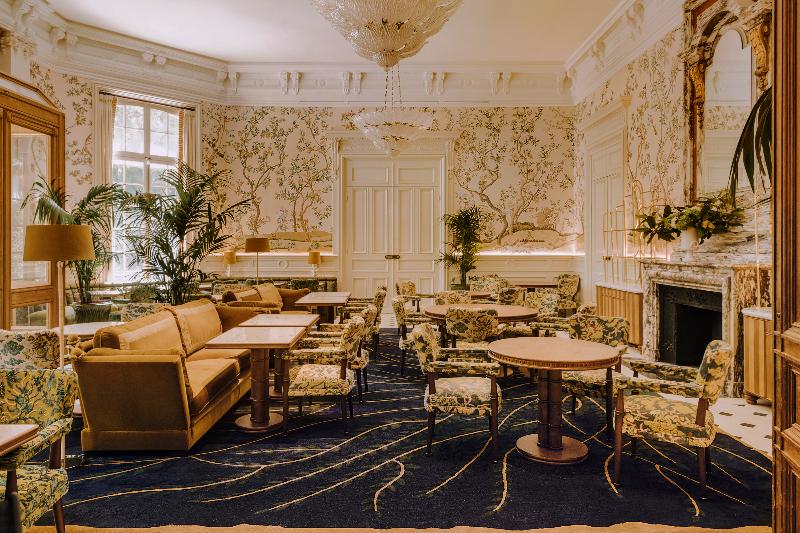 هتل Saint James Paris   Relais & Chateaux