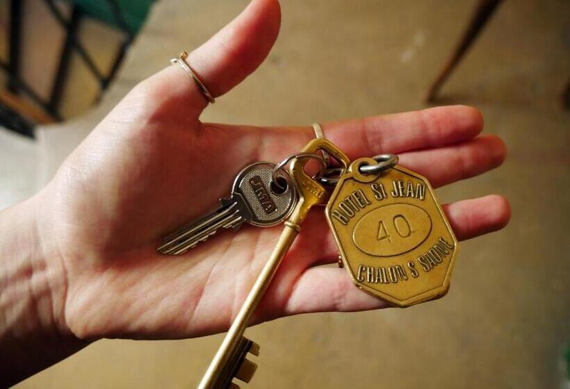 Отель Saint Jean