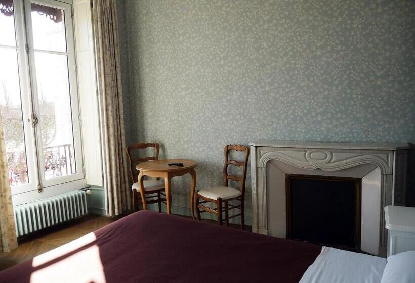 Отель Saint Jean